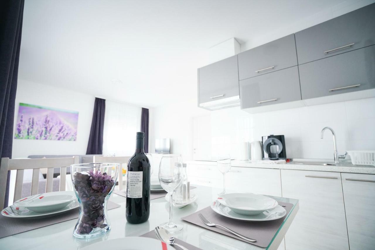 Apartmani Zupan Sukošan エクステリア 写真