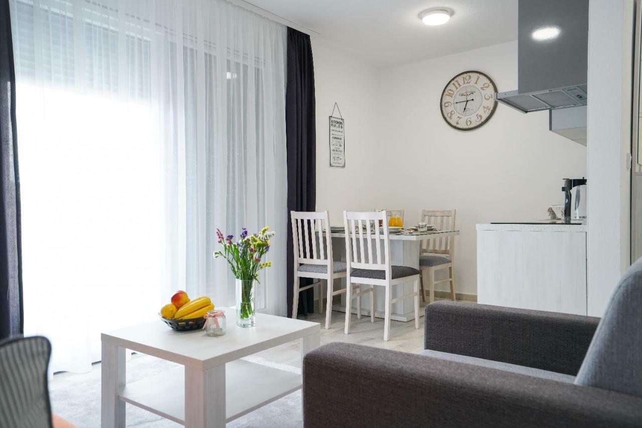 Apartmani Zupan Sukošan エクステリア 写真